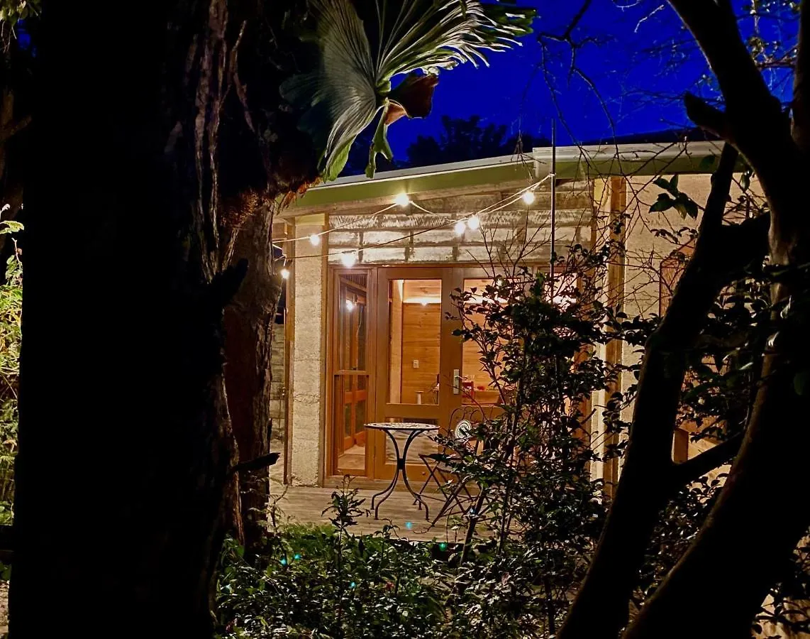Bed and Breakfast Graces Of Byron Byron Bay 0*,  Austrálie